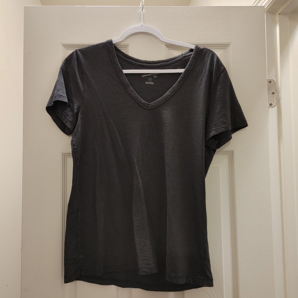 Women's t shirt